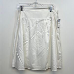 Croft & Barrow White Pleated Skirt Size 12